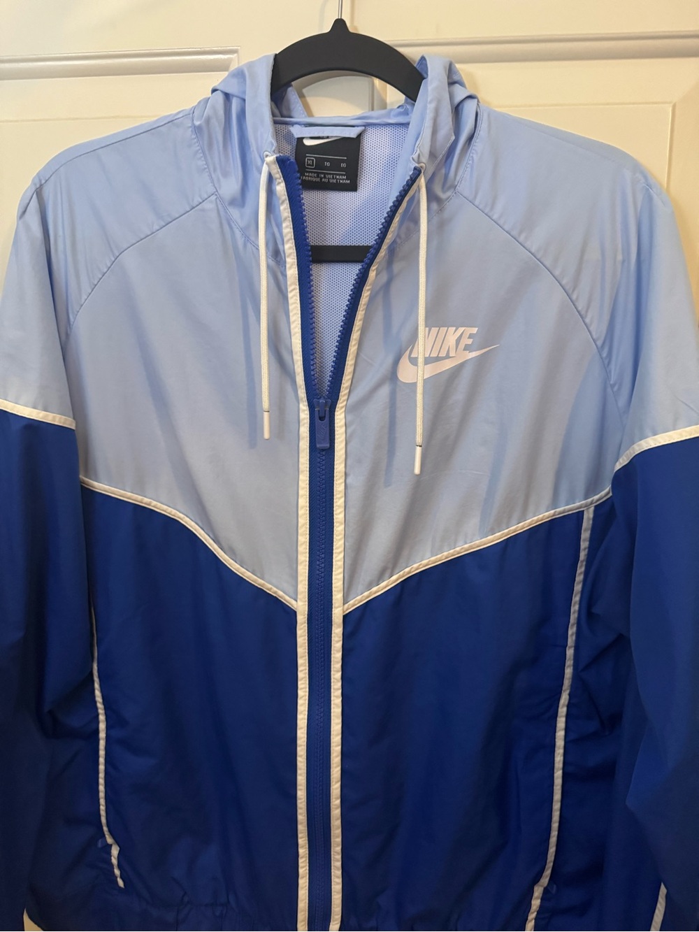 Nike Windrunner Women's Jacket Size XL